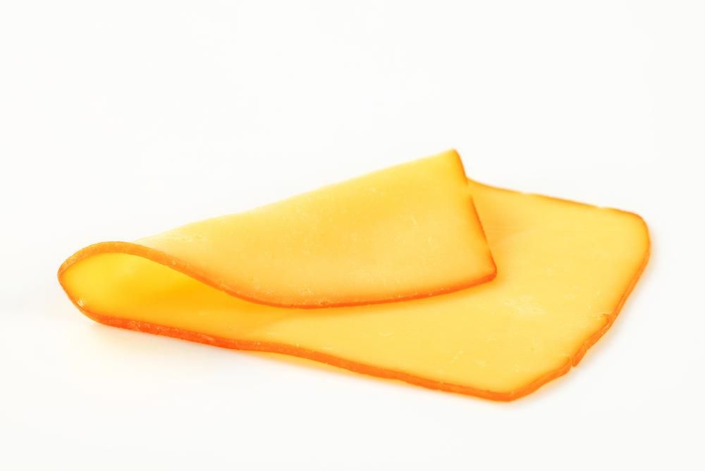 Sýr JČ Eidam uzený 44% plátky - cca 150 g