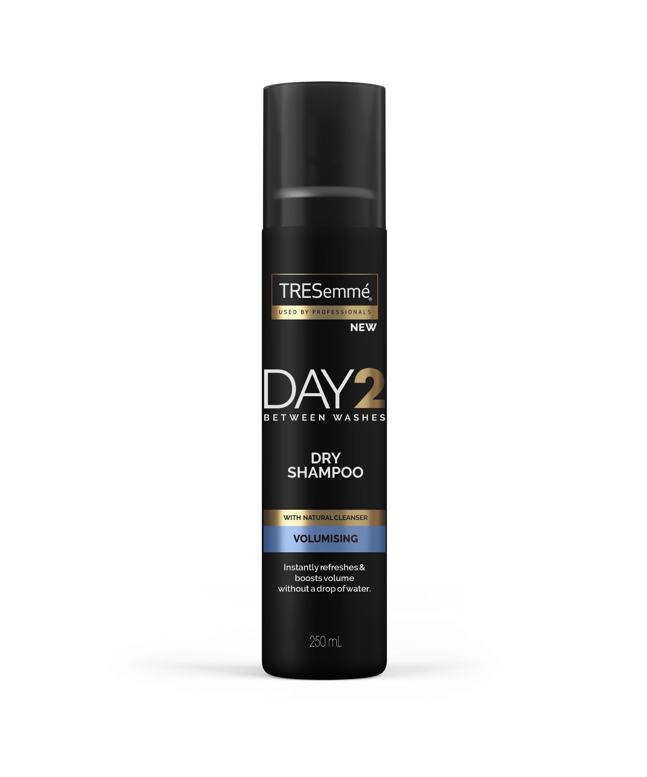 Drogerie a kosmetika - TRESemmé Dry shampoo volume Suchý šampon pro objem 250 ml