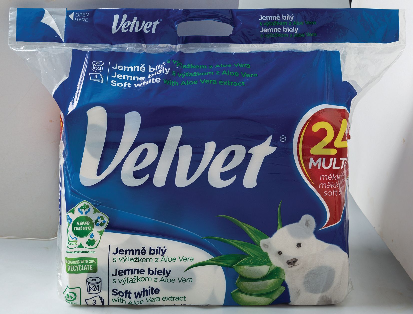 Velvet Toaletní papír bílý 3vrstvý 150 útržků 24 ks-0